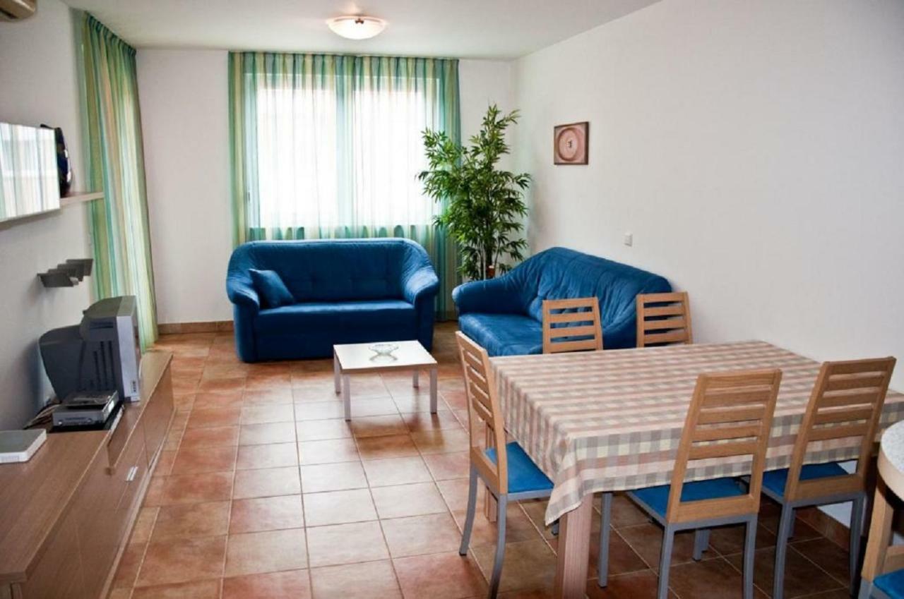 Roza Apartment Novigrad Istria Extérieur photo